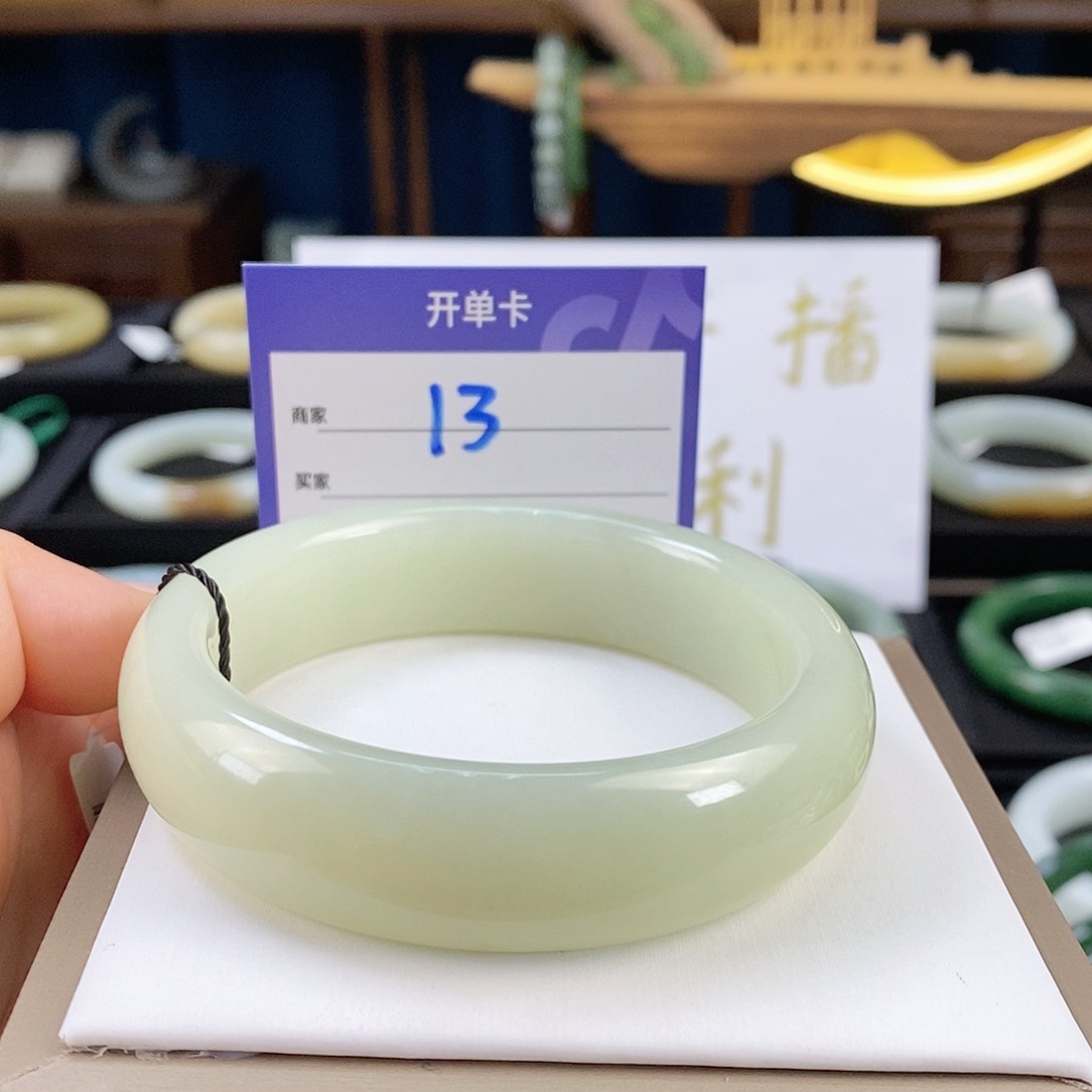 未镶嵌手镯和田玉雨*二59