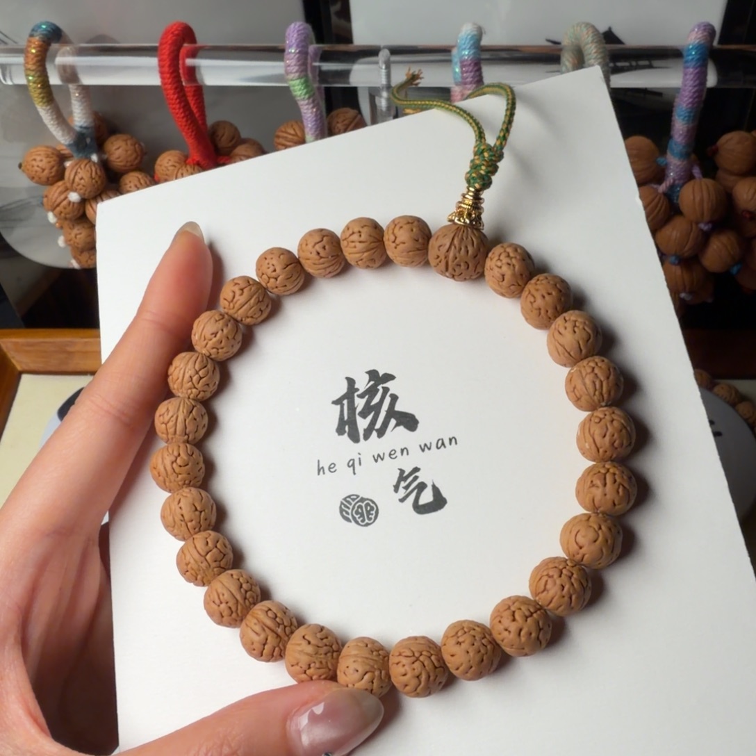 大***鹏野生奶油皮肌肉蛙吊坠