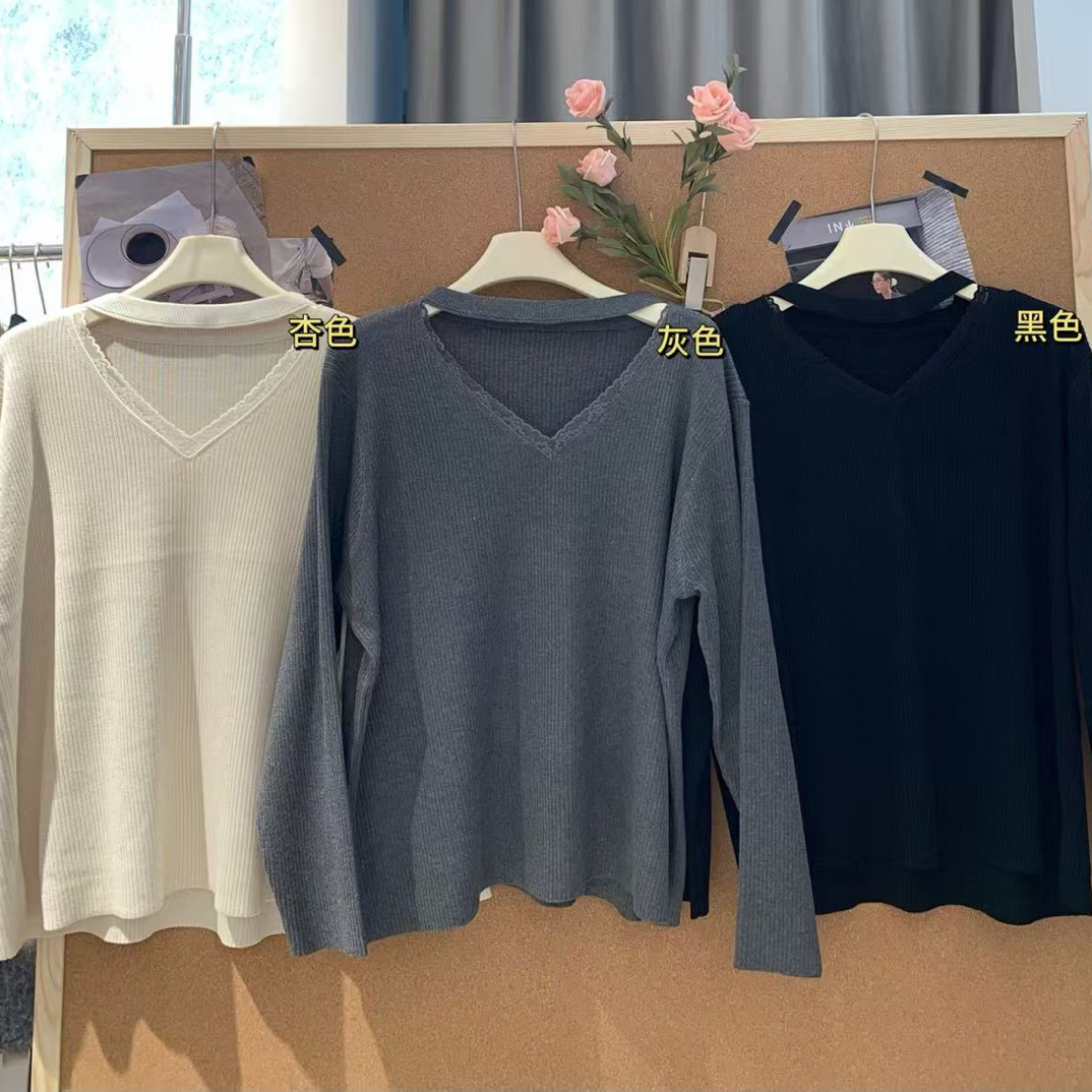 M•The17  2025秋冬新款韩系蕾丝拼接V领宽松显瘦内搭毛衣