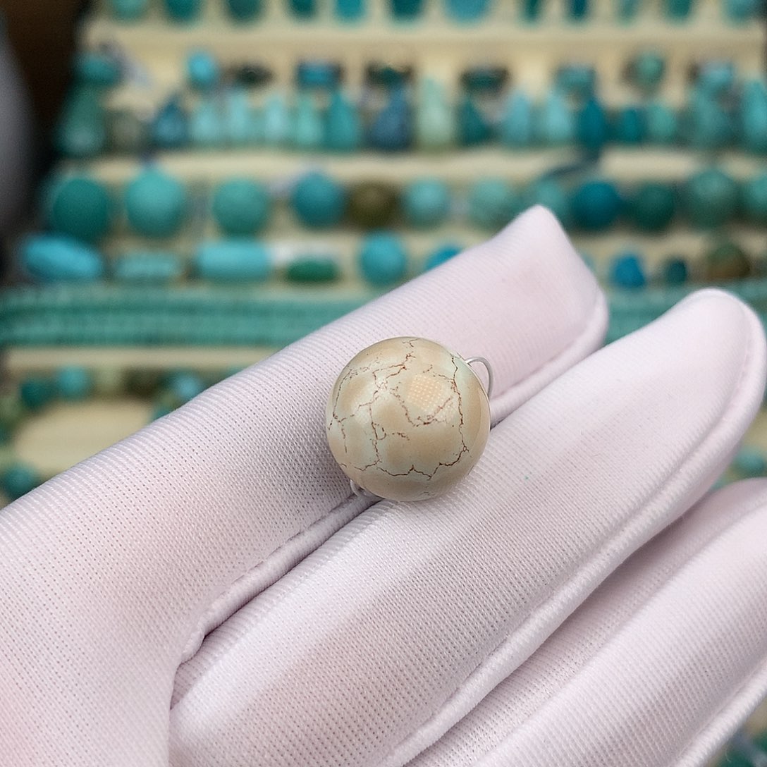 绿松石未镶嵌珠宝奇石13.1