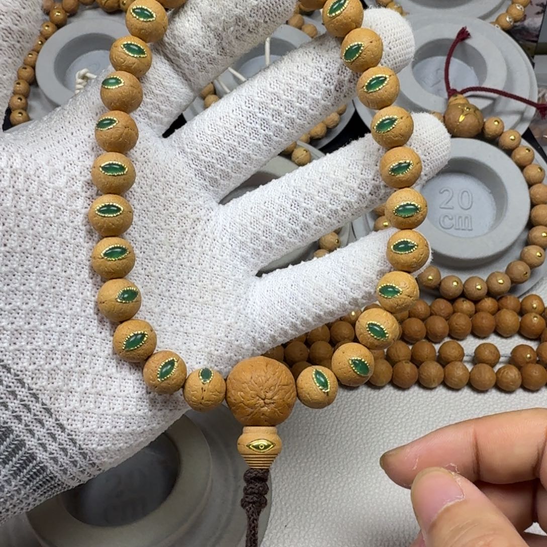 吊坠凤眼菩提11mm凤眼手持慈悲眼绿钉