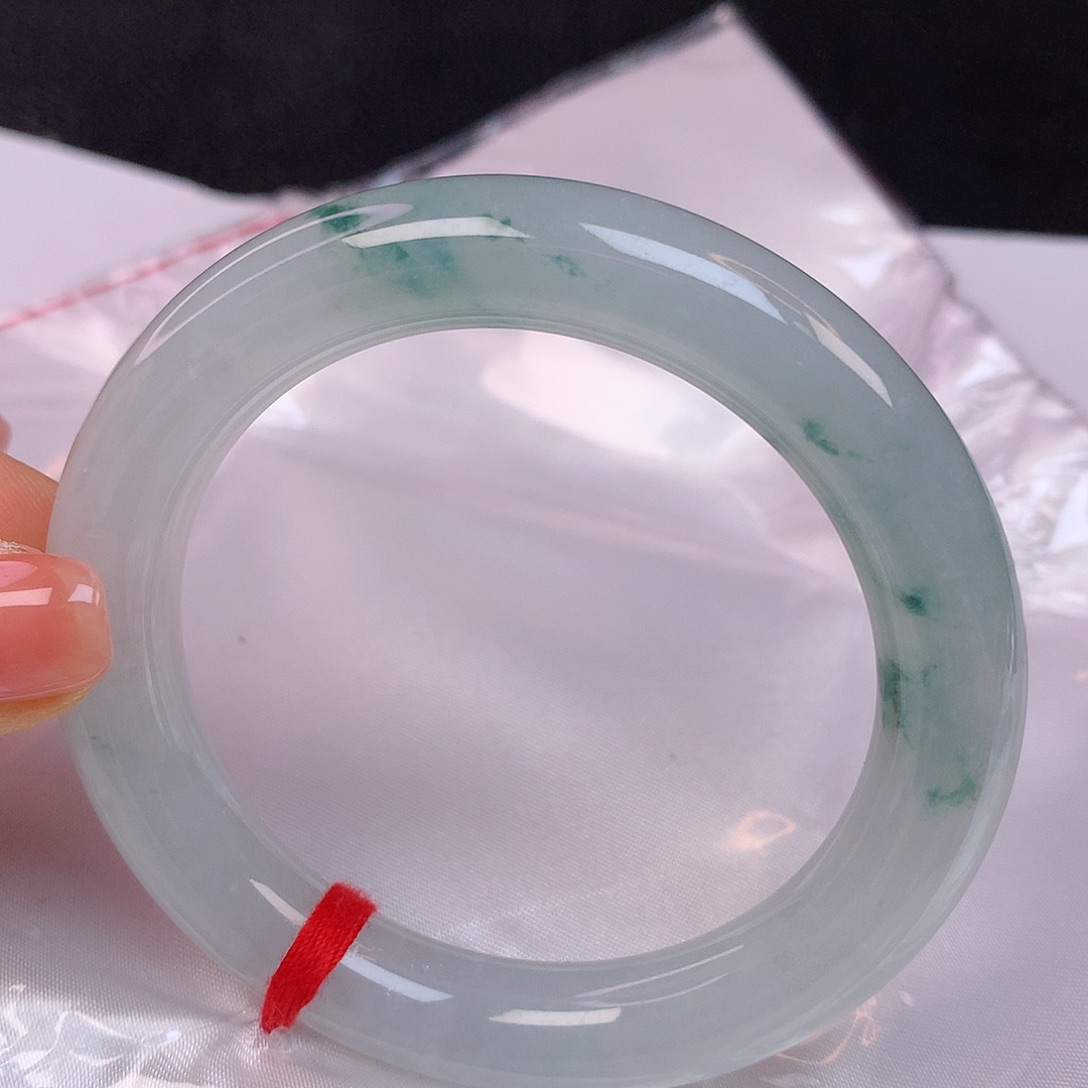 【闪购商品】翡翠手镯未镶嵌53圆条手镯