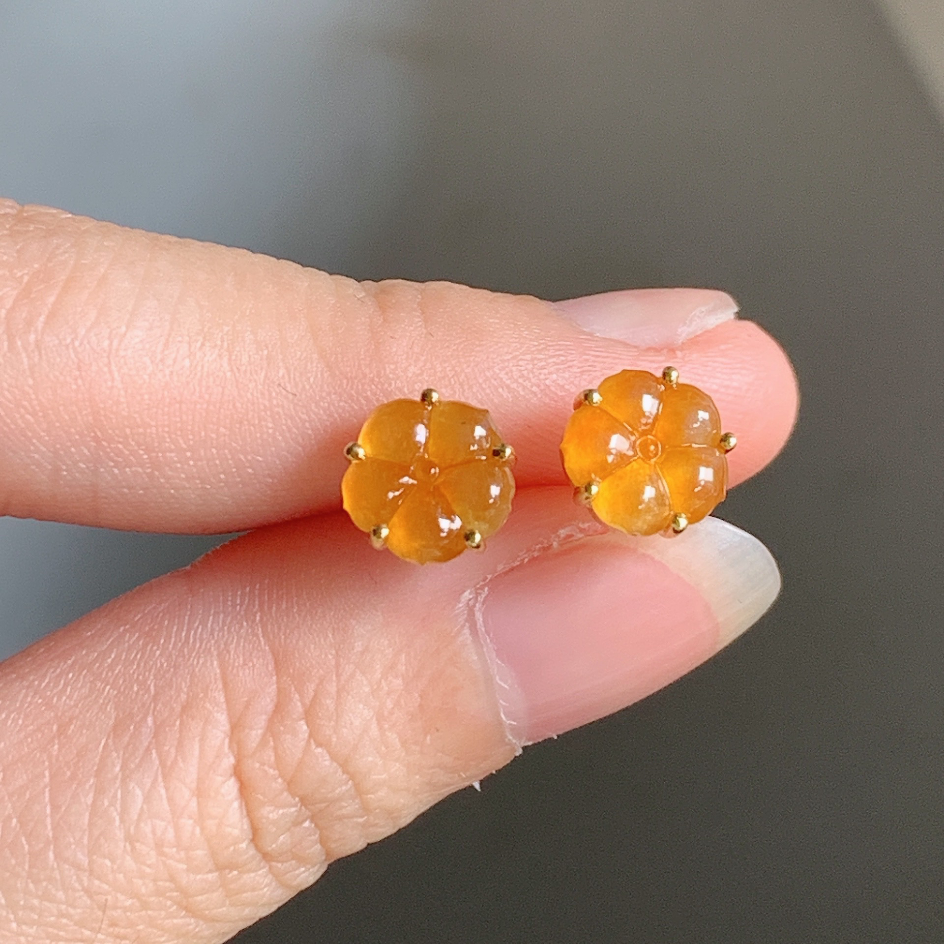 天然缅甸翡翠A货黄翡花耳钉，尺寸8*3.7