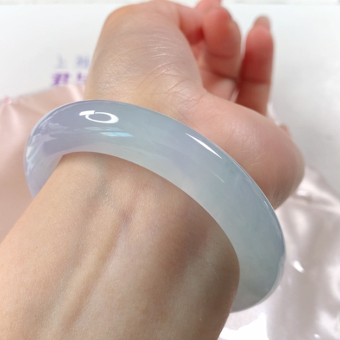 未镶嵌手镯翡翠 正圈259淡春彩 ⭐⭐⭐⭐⭐强烈推荐