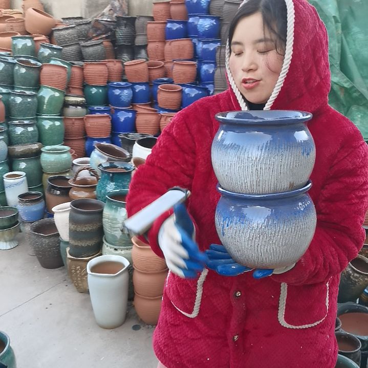 红陶口18高16瑕疵两个盆子