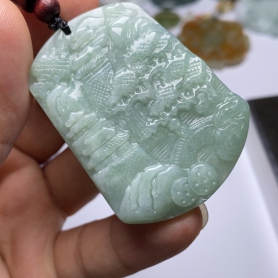 翡翠未镶嵌颈饰翡翠