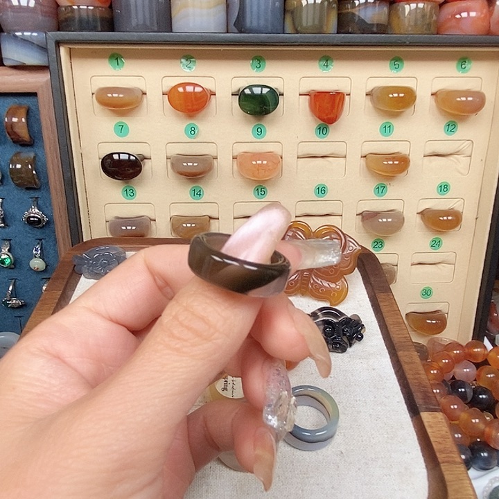 合金戒指玛瑙/玉髓ジ****ぢ