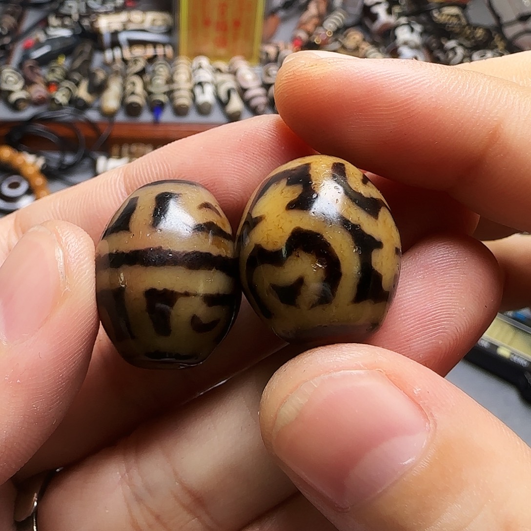 藏***宝玛瑙/玉髓未镶嵌颈饰