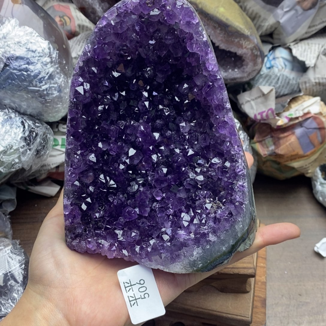 未镶嵌水晶珠宝半成品