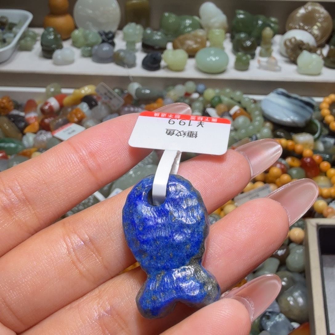 墨***玉和田玉未镶嵌珠宝奇石