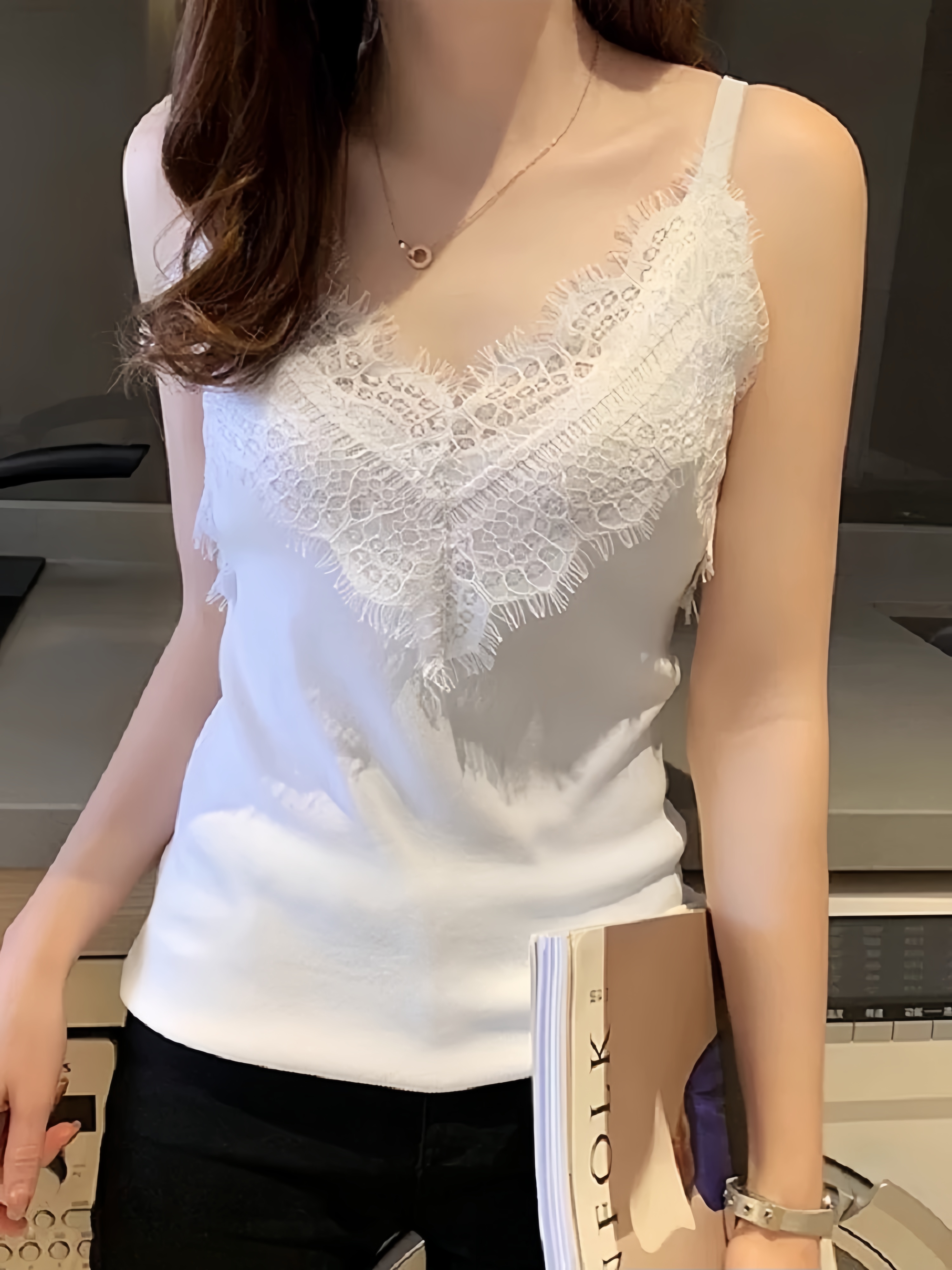 《倩倩女装羊绒馆》神仙小内搭~蕾丝花边羊毛吊带背心百搭显瘦