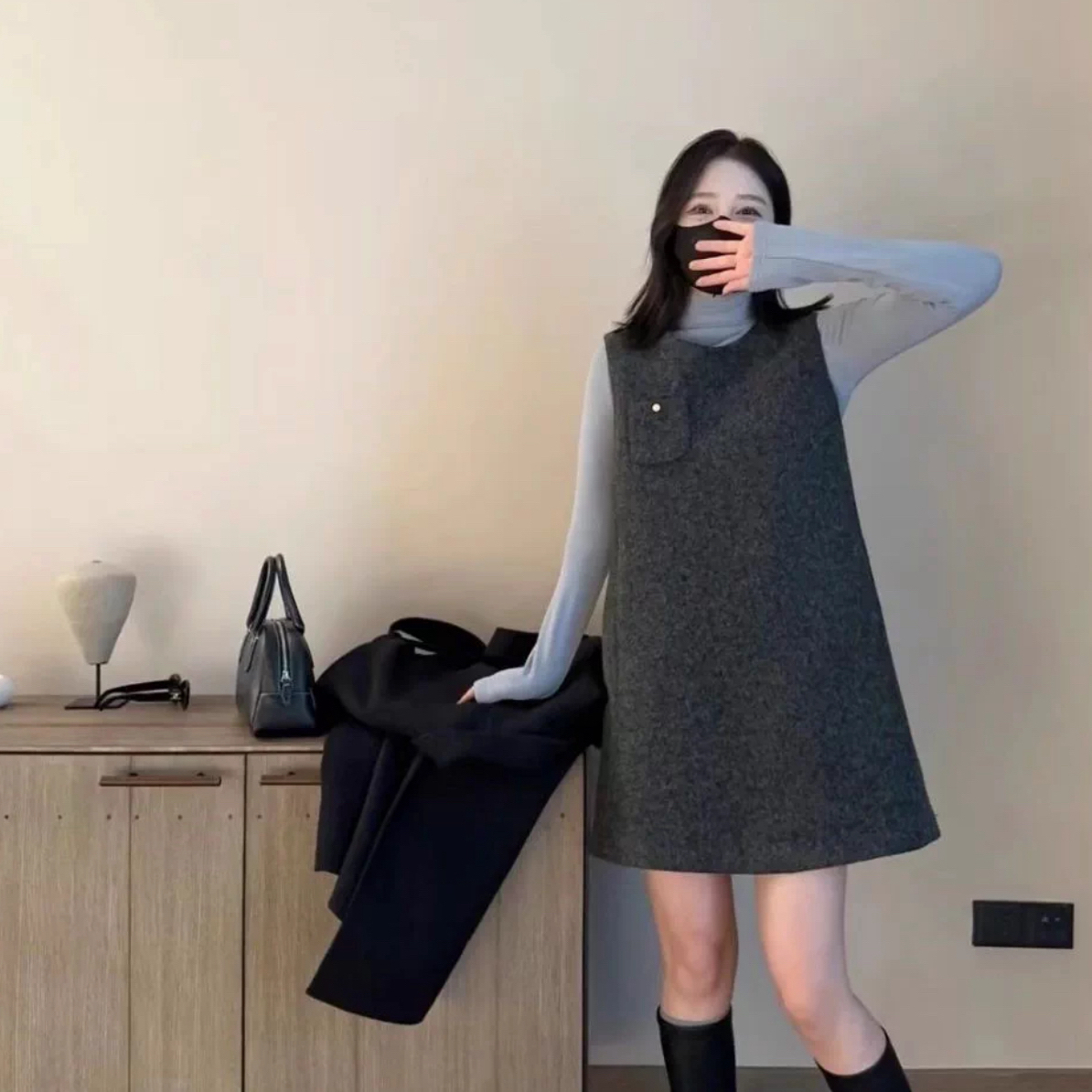 法式毛呢背心连衣裙女秋冬新款高级感气质小香风裙子