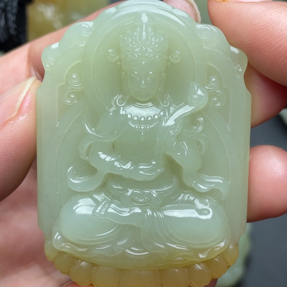 和田玉（糖玉）未镶嵌颈饰