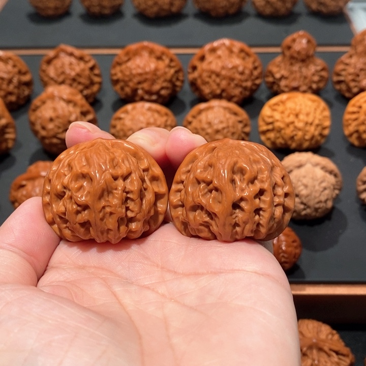 文玩核桃吊坠茄宫灯638