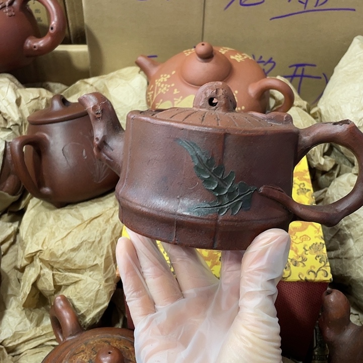 茶壶紫砂原矿泥料，手工制作一把紫砂壶