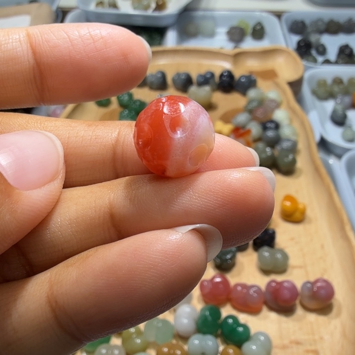 和田玉未镶嵌珠宝半成品