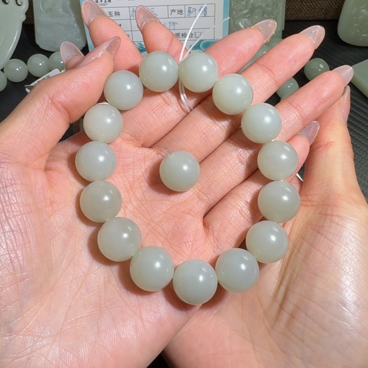 宝***力和田玉未镶嵌手串