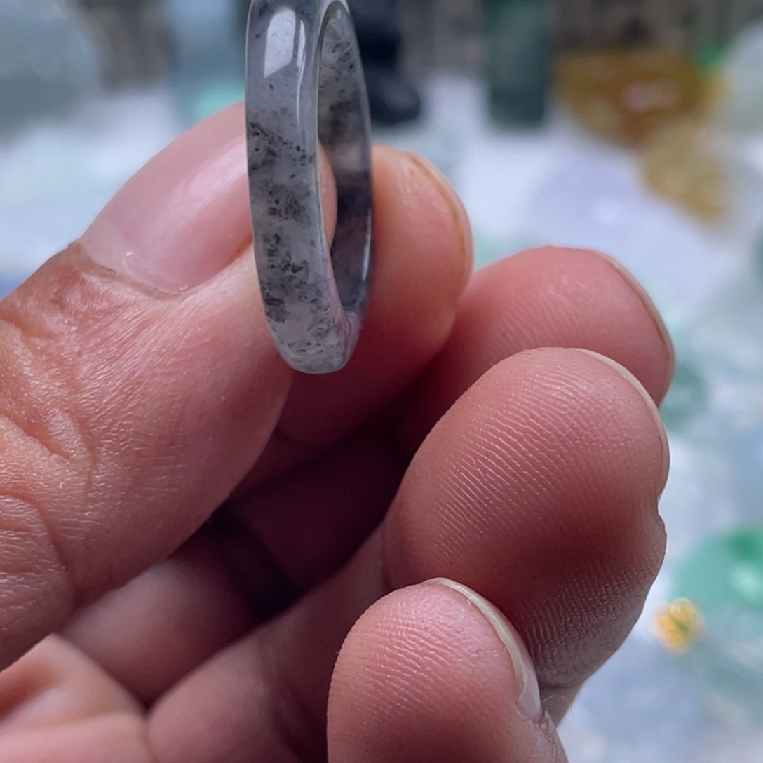 翡翠未镶嵌颈饰翡翠冰乌鸡戒圈