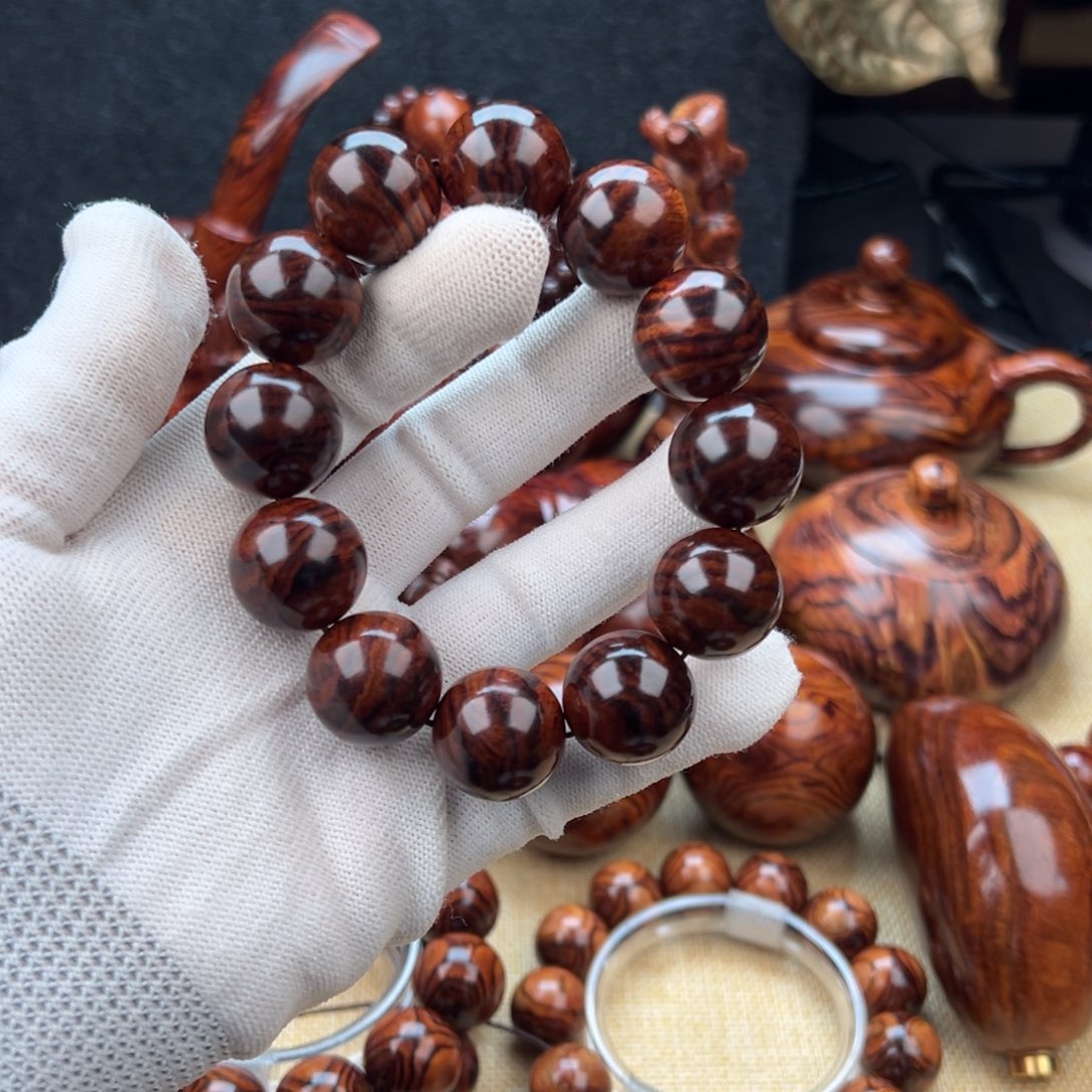 指***寞手串/手链黄花梨/降香黄檀