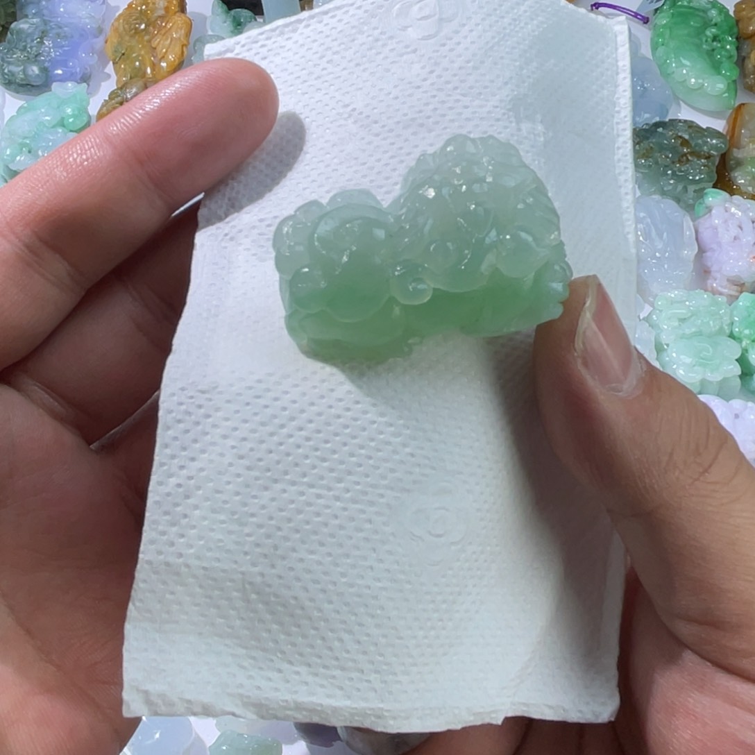 定制翡翠未镶嵌m***o天然