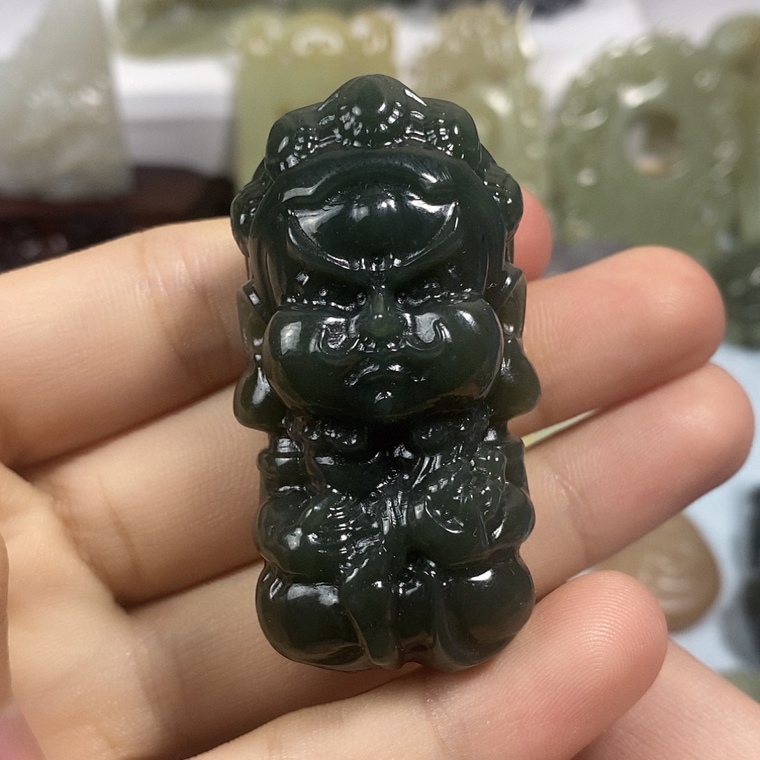 和田玉未镶嵌挂件