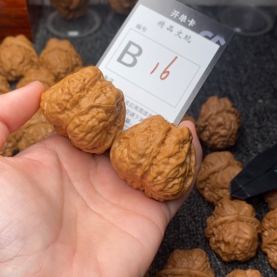 吊坠桃核1**k我是第一百41