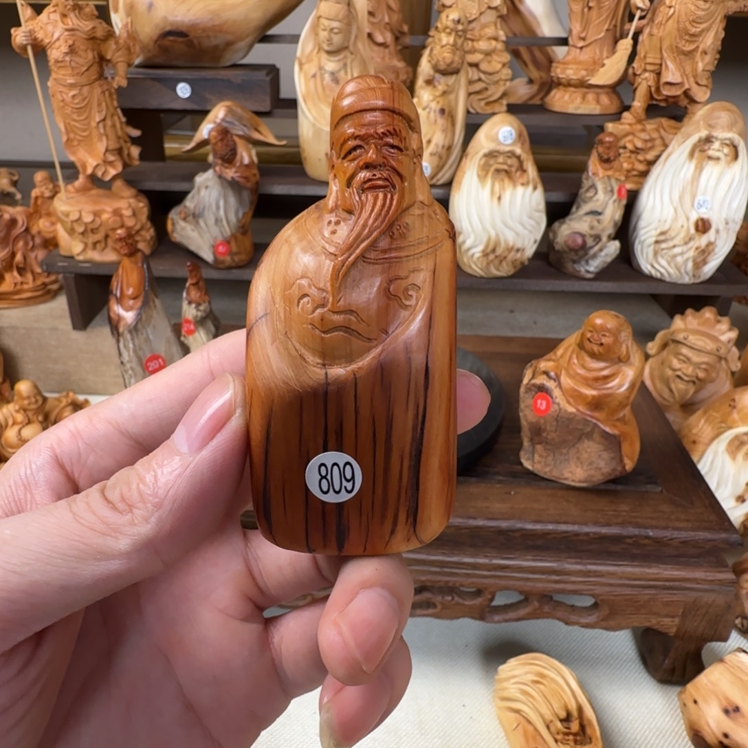 柏木（崖柏）小木匠艺雕一物一拍