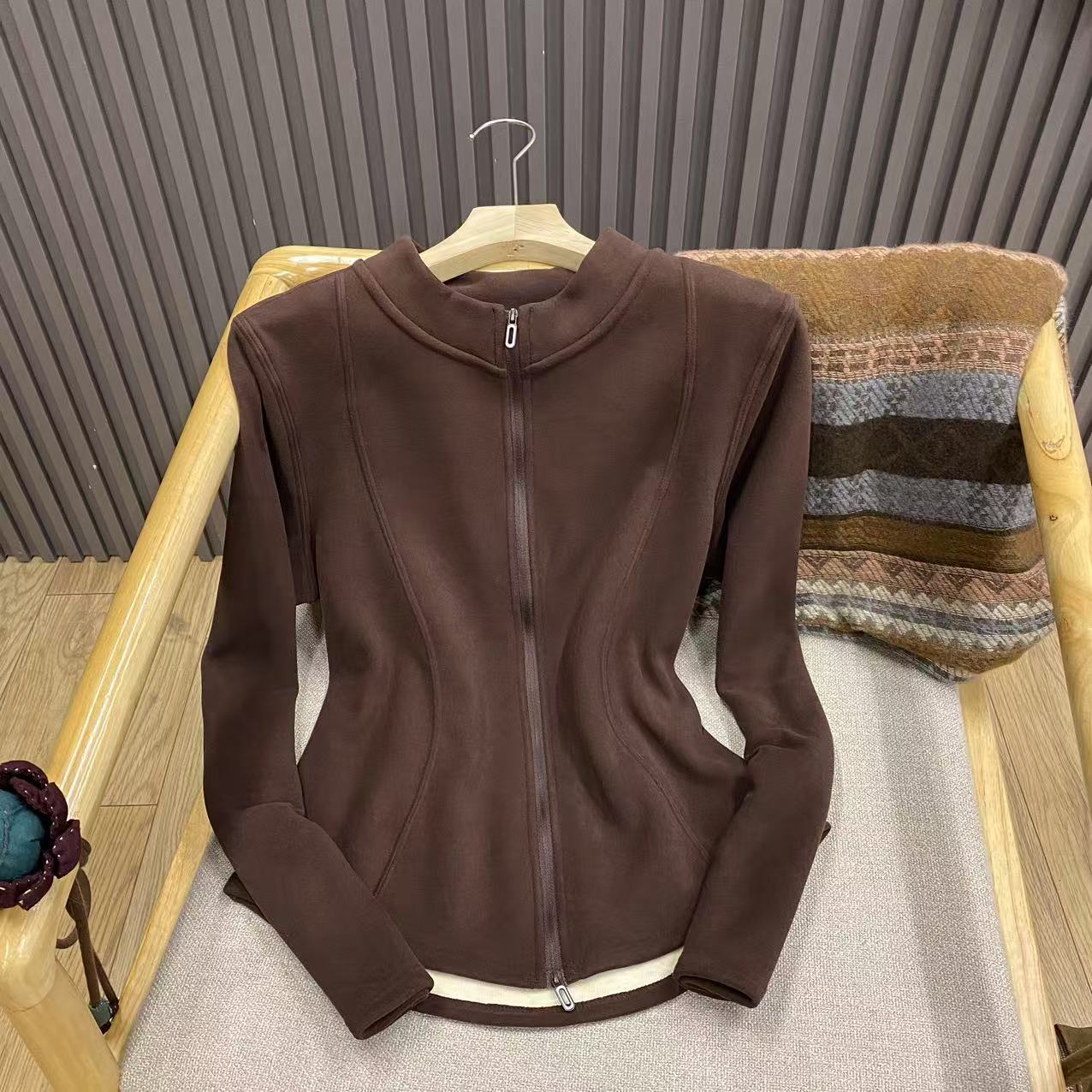 秋季立领双拉链修身显瘦加绒外套保暖休闲运动风开衫女W8400