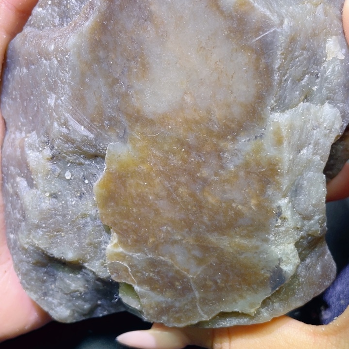 和田玉未镶嵌珠宝半成品