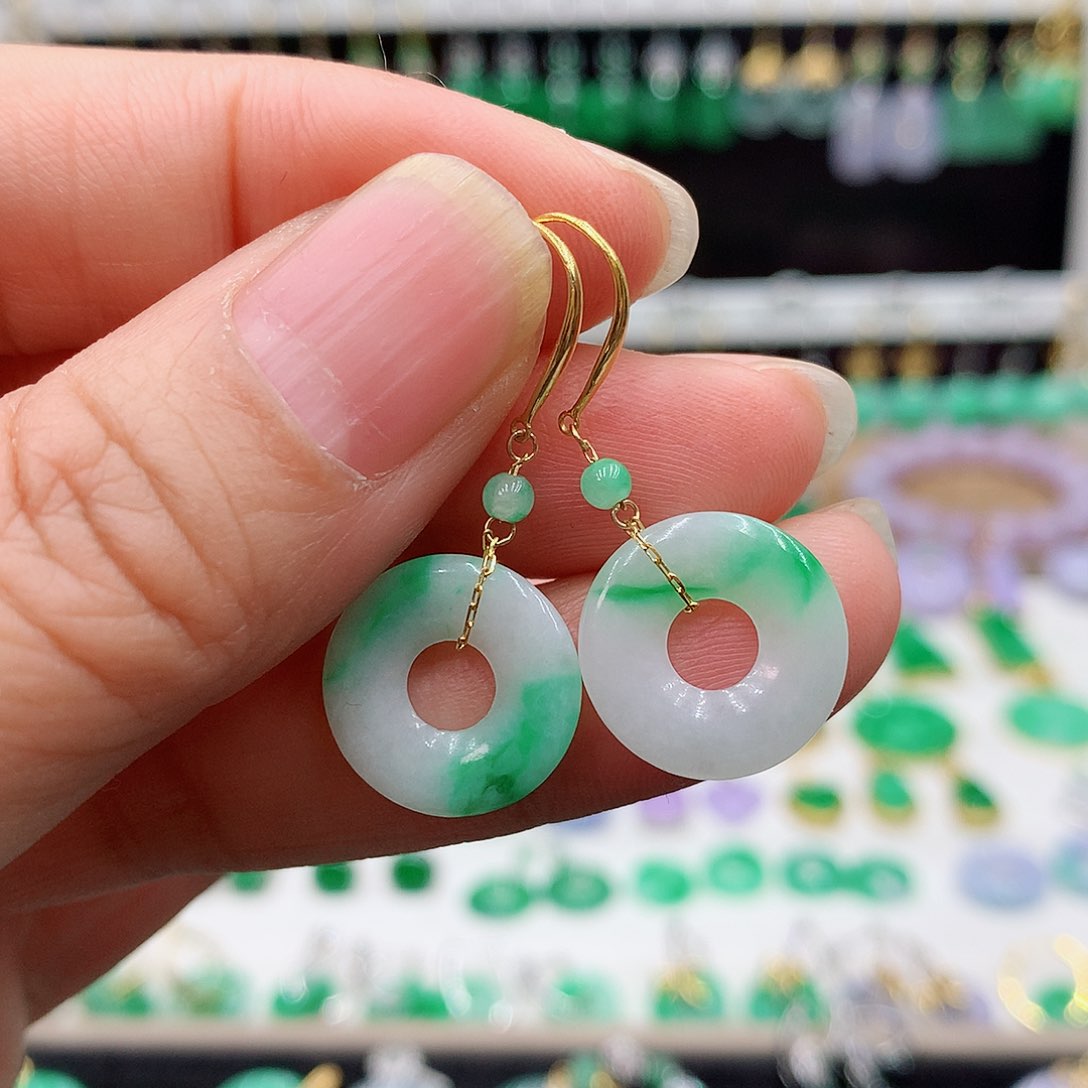 翡翠耳饰18K金镶嵌的