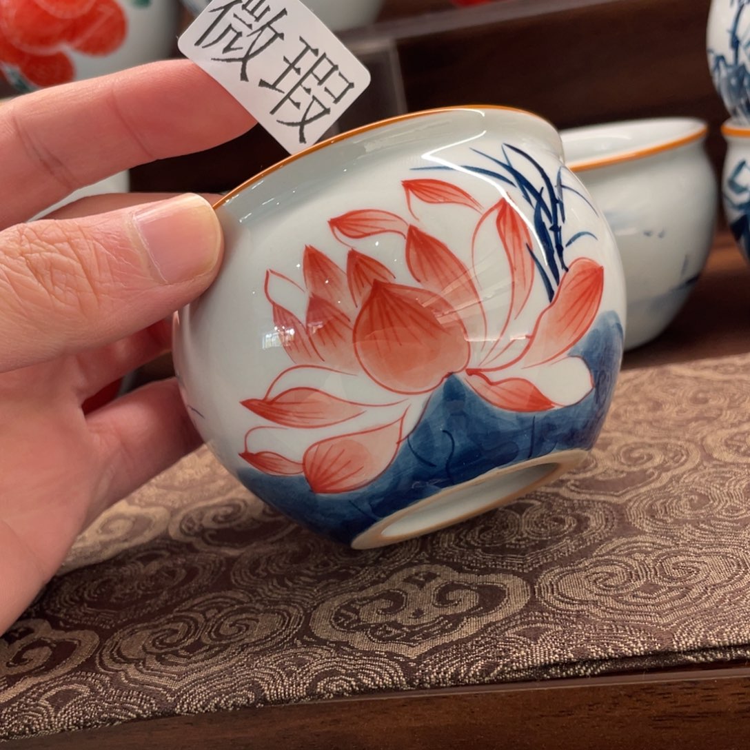 釉下手绘茶具微瑕