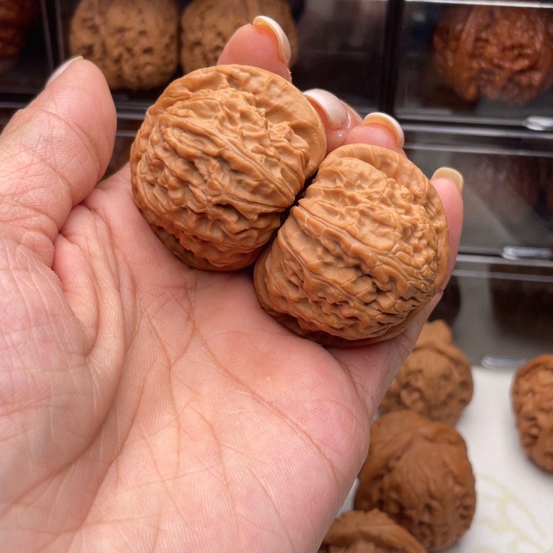 桃核把件醉*风白狮子…焕