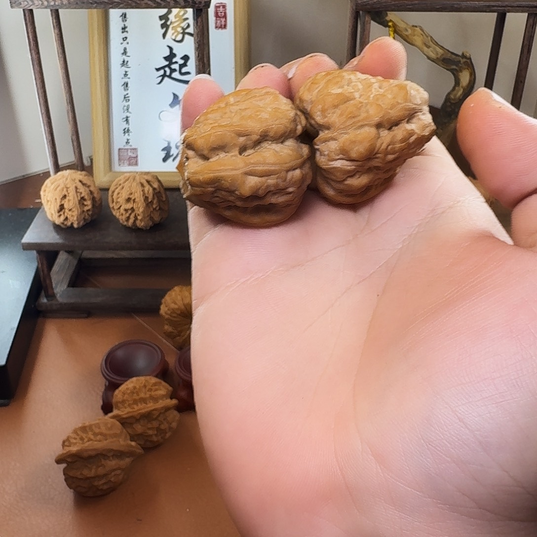 W***·文玩核桃吊坠蛤蟆头