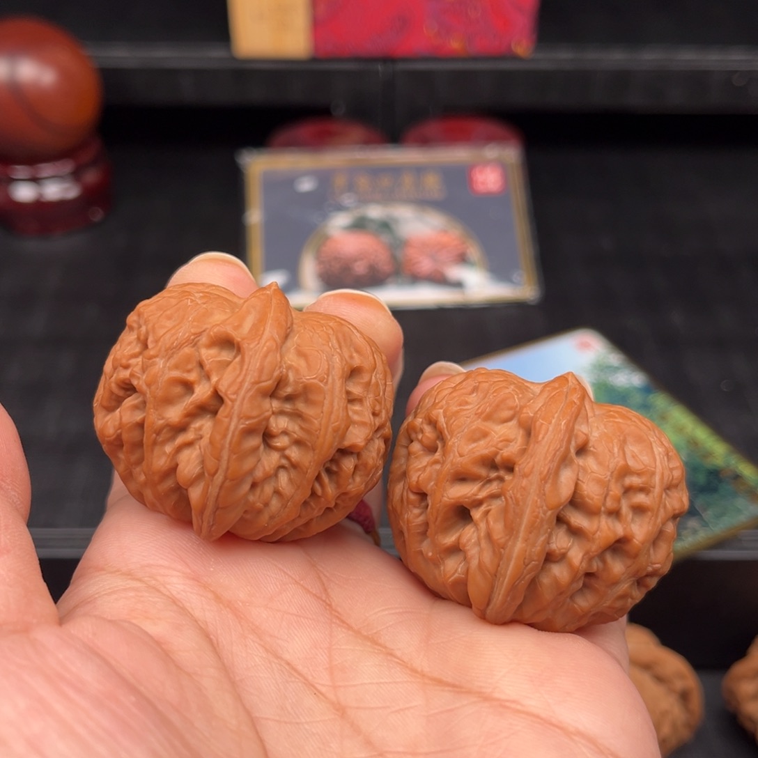 文玩核桃吊坠平谷元宝