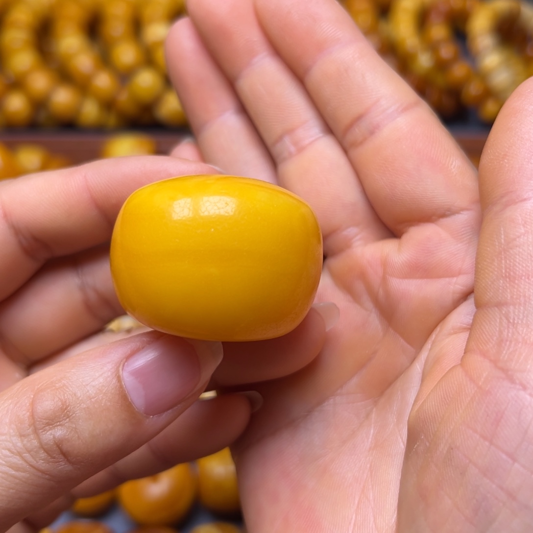 琥珀未镶嵌吊坠(不含链)