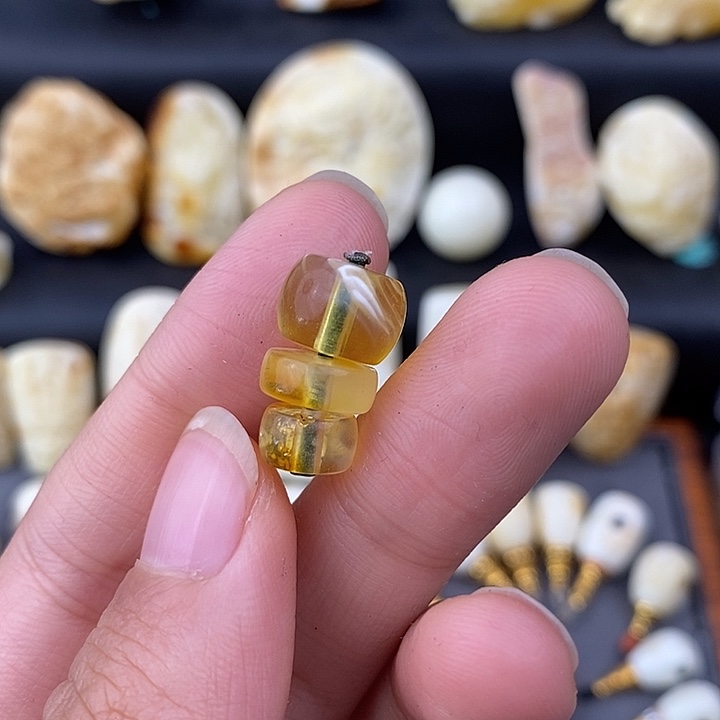 琥珀未镶嵌裸石金珀瓷白套装