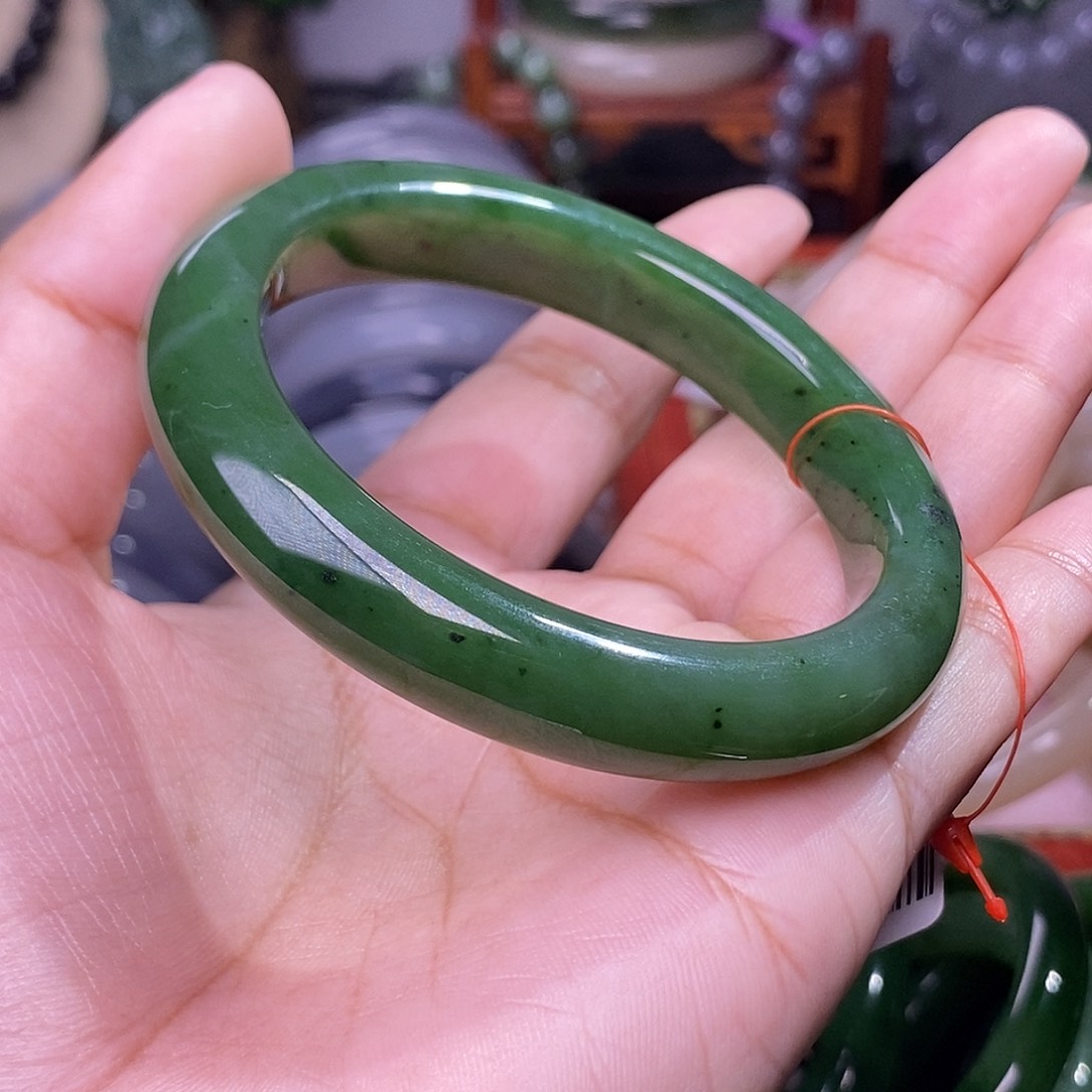 和田玉碧玉手镯57圈未镶嵌