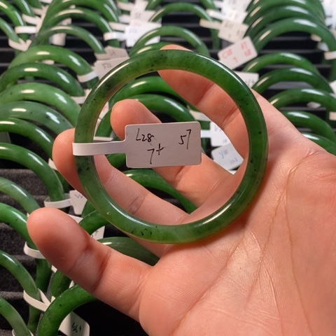 和田玉（碧玉）手镯未镶嵌金*