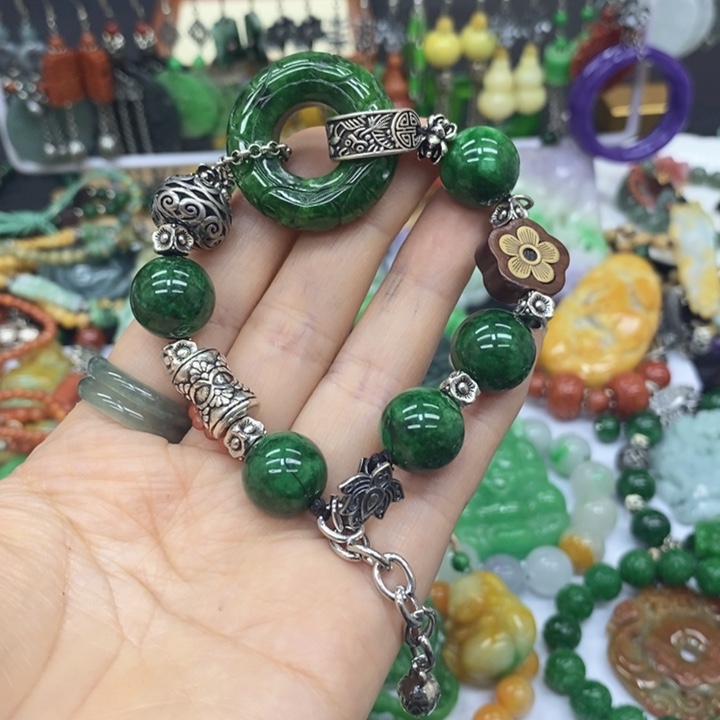 翡翠未镶嵌颈饰相*手链26