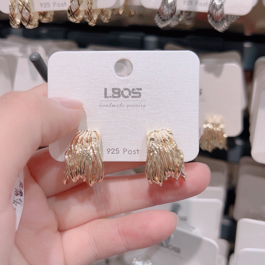 锆石纯铜合金耳环的