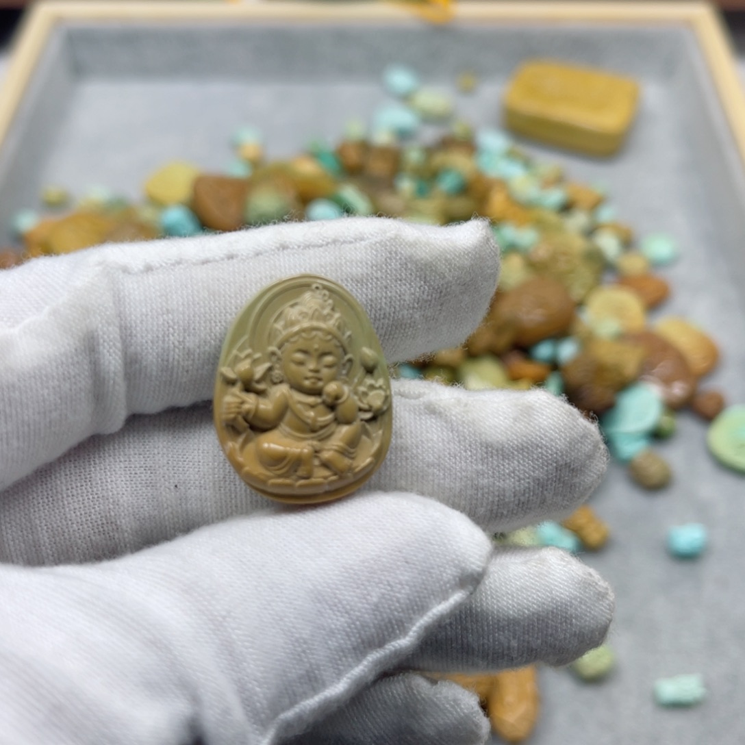 绿松石挂件未镶嵌