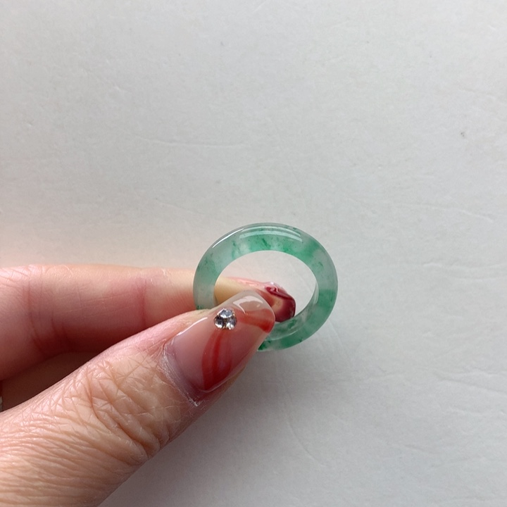 石英质玉戒圈未镶嵌