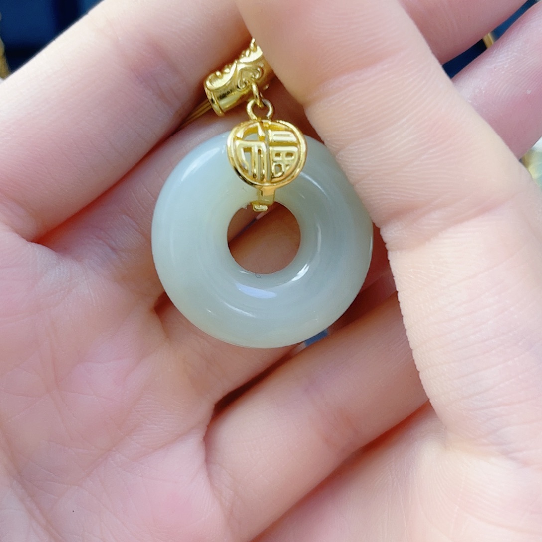 和田玉银S925镀金镶嵌颈饰