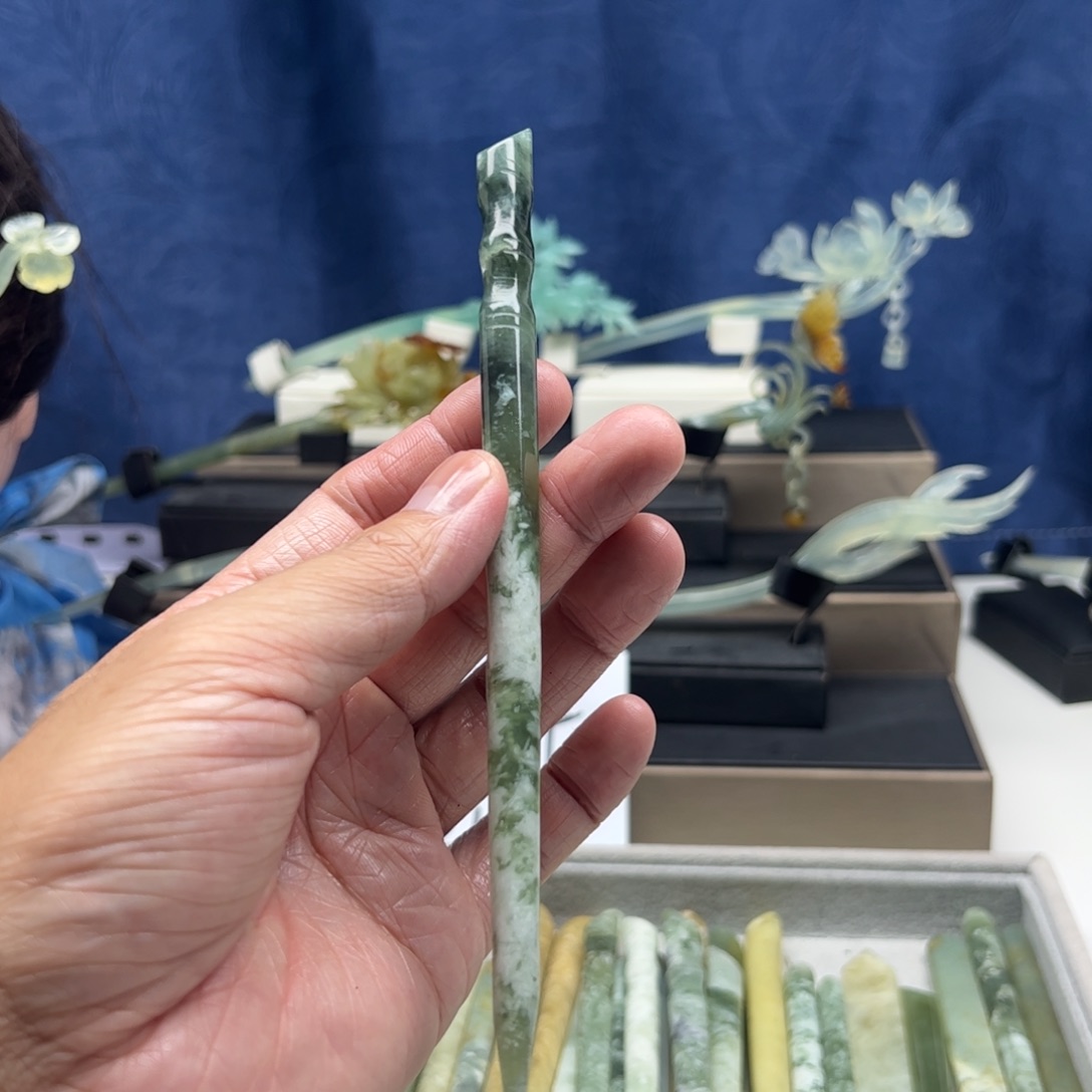 蛇纹石玉未镶嵌福利发簪可**多