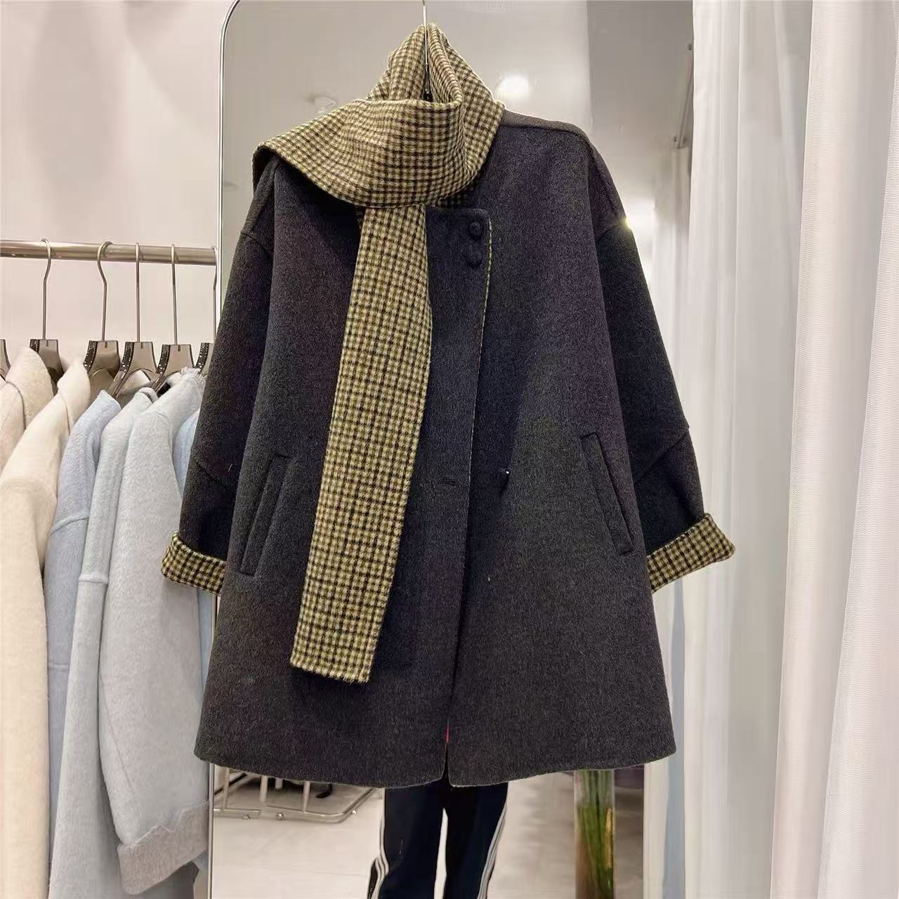 WYK S胸128长78双面异色带同色围巾复古遮肉毛呢外套 5086