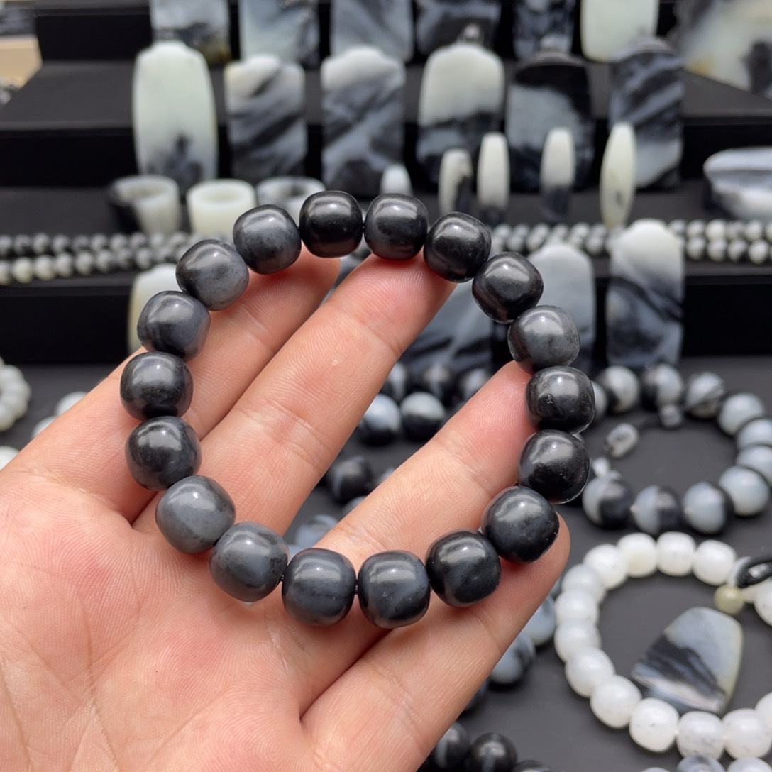 和田玉手串未镶嵌