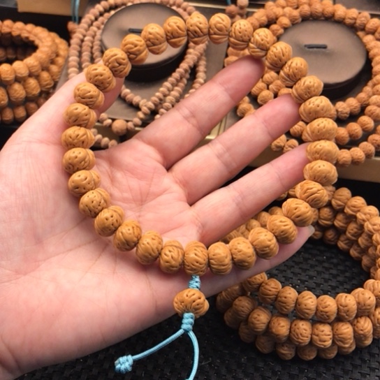 吊坠桃核无****活蟠桃14尺