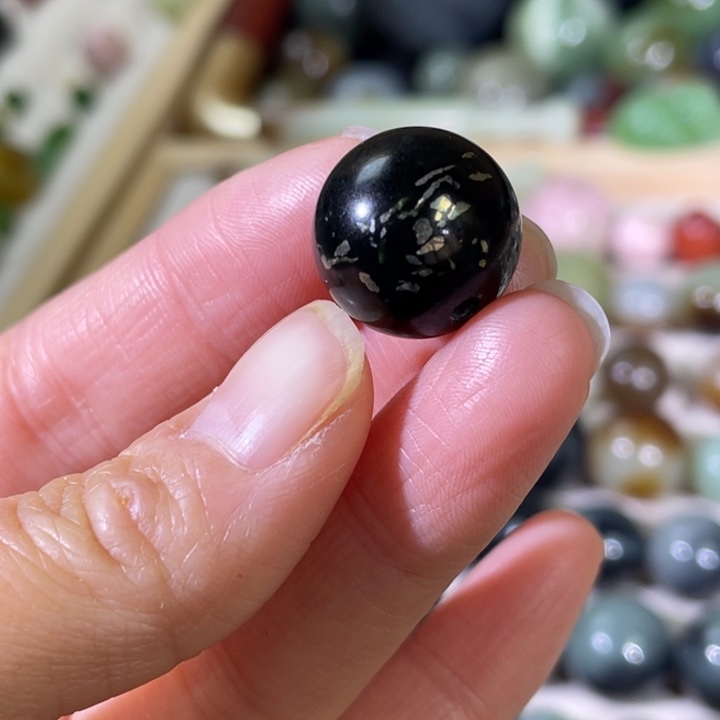 和田玉（糖玉）未镶嵌珠宝半成品17