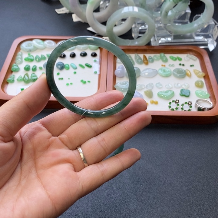 未镶嵌挂件翡翠翡翠手镯