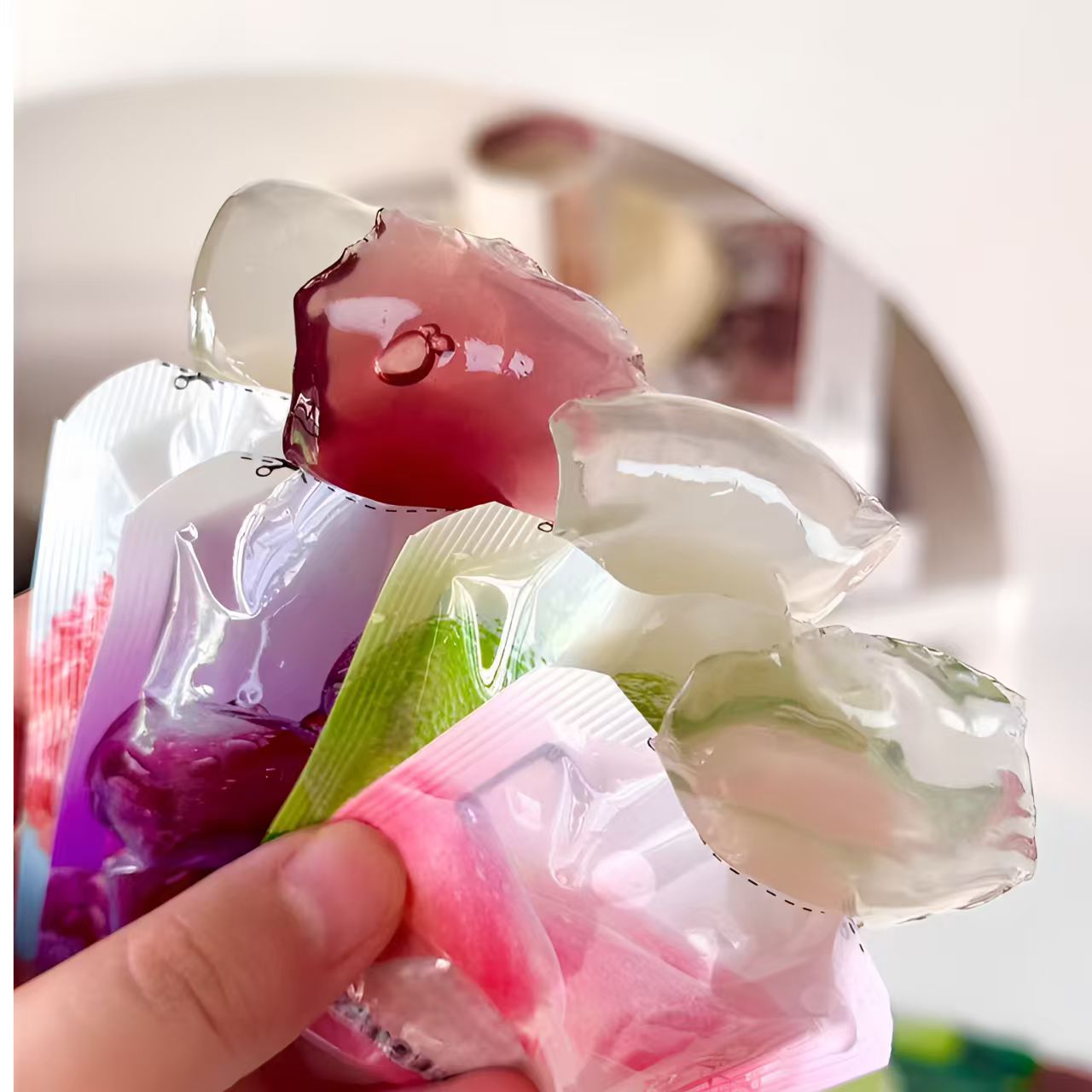 【果汁果冻】葡萄白桃口味可吸果汁低热量袋装吸吸果冻饮品